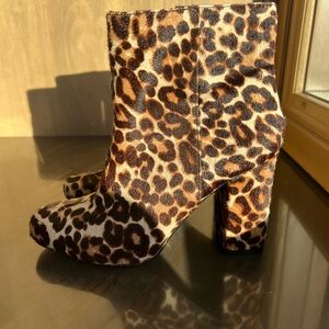 Charles David Leopard fur boots